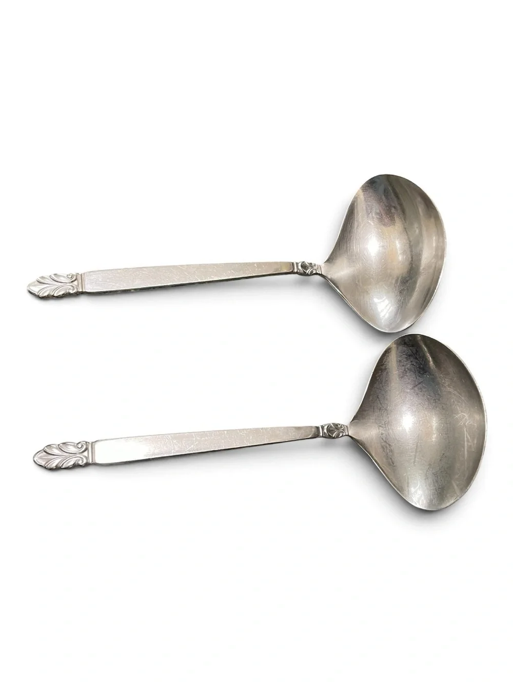 International deluxe serving Pieces in the Norse pattern,